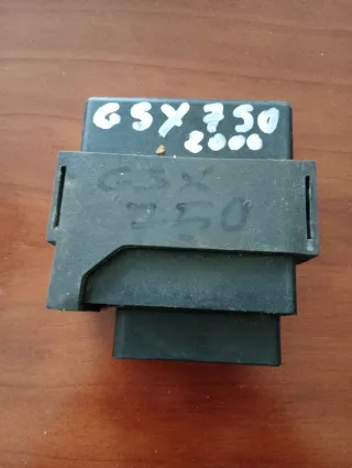 Centralita Suzuki GSX 750 F DENSO