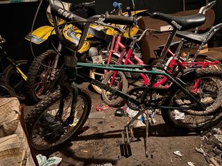 Bicicleta BMX Cuatro Amarilla