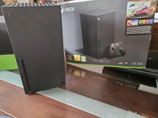 Xbox Series X 1TB + Forza Horizon 5