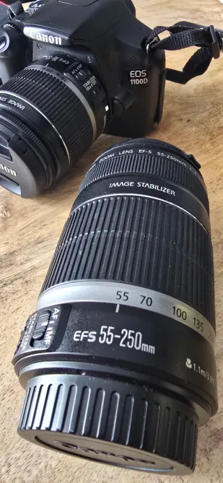 Canon EOS 1100D + 2 Lentes (18-55 y 55-250)