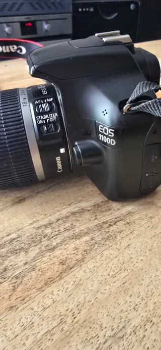 Canon EOS 1100D + 2 Lentes (18-55 y 55-250)