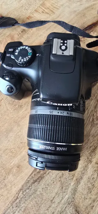 Canon EOS 1100D + 2 Lentes (18-55 y 55-250)
