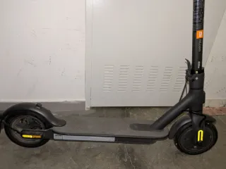 Patinete Eléctrico Xiaomi Essential