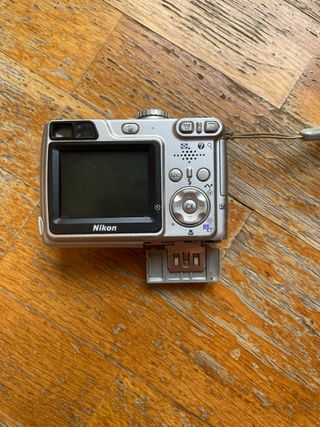 Lotto di 3 Fotocamere Analogiche e Digitali