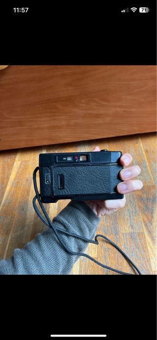 Lotto di 3 Fotocamere Analogiche e Digitali