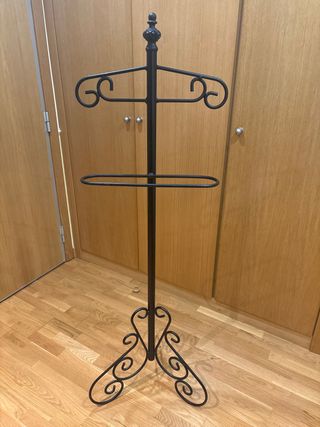 Galán de noche perchero de alcoba