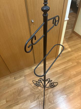 Galán de noche perchero de alcoba