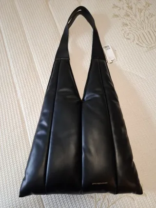 Bolso acolchado negro Adolfo Domínguez