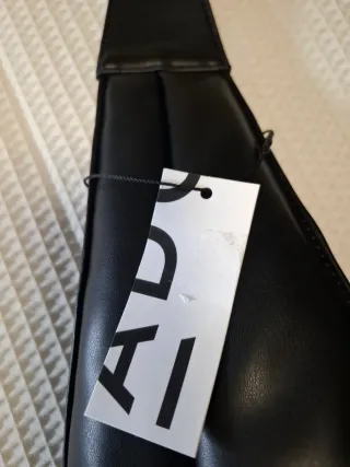 Bolso acolchado negro Adolfo Domínguez