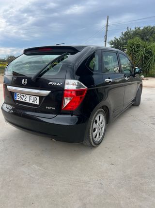 Honda FR-V 2006