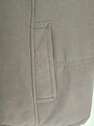 Chaquetón marrón talla 42 con cuello