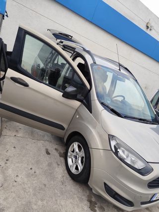 Ford Tourneo Courier 2018