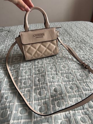 Bolso Guess Beige