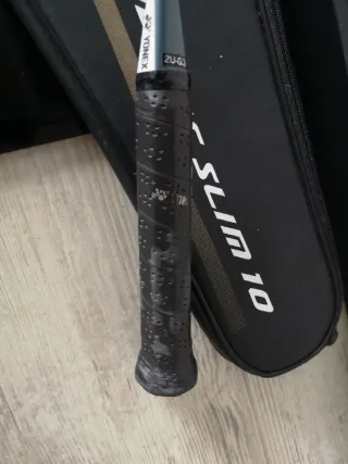 Raqueta Badminton Yonex + Funda