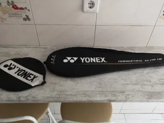 Raqueta Badminton Yonex + Funda