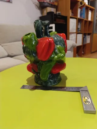 Botijo decoración pimientos