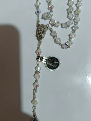Rosario de plata con cuentas de cristal