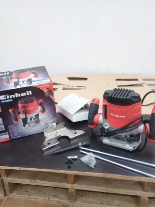 Fresadora Einhell TC-RO 1155 E