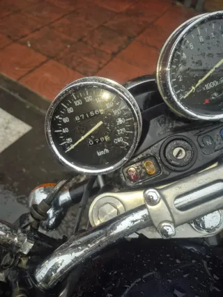 Kawasaki Zephyr 750 Naked Negra