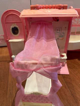 Maletin/Casa de muñecas Barbie baño y ducha