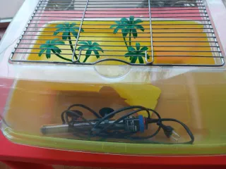 Tortuguera Plástico con Calentador Agua