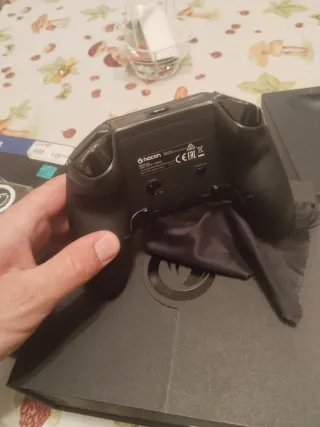 Mando Nacon PS4 y PC Nuevo escucho ofertas