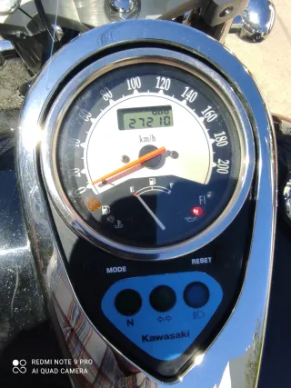 Kawasaki VN 900 Custom