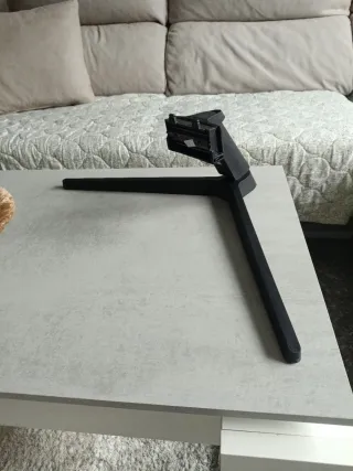 Base per monitor Samsung Odyssey G5 da 27"