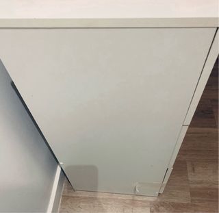 Cómoda cajonera blanca de madera