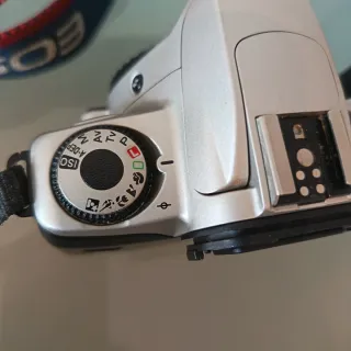 Cámara Reflex Canon EOS 300