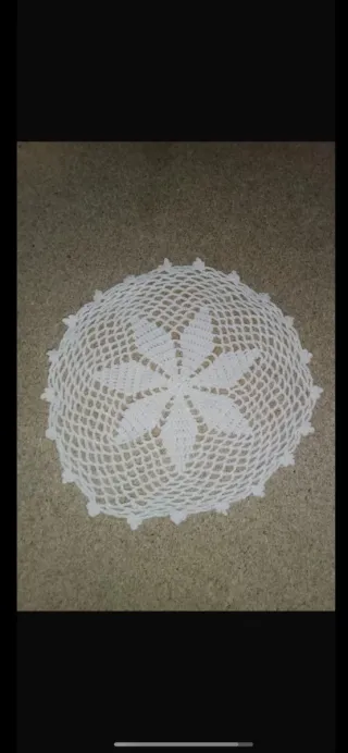 Centrino uncinetto bianco nuovo