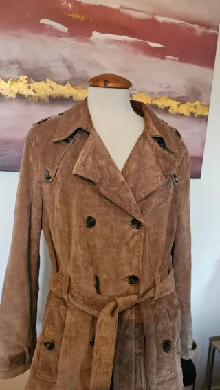 Trench de Piel Marrón