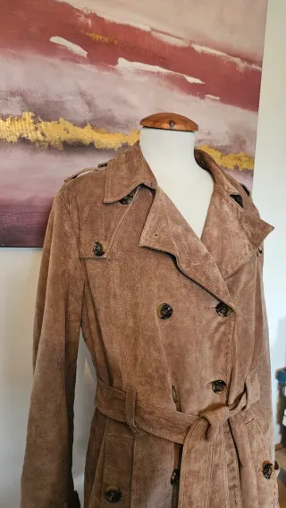 Trench de Piel Marrón