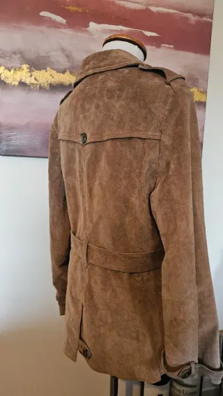 Trench de Piel Marrón