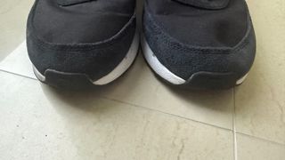 Zapatillas Adidas Negras y Blancas