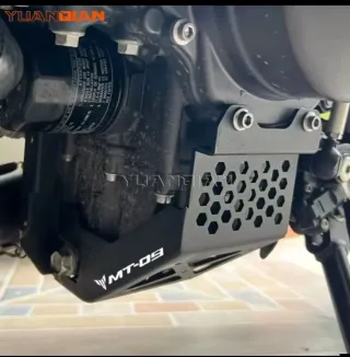 Protector cárter moto Tracer 9