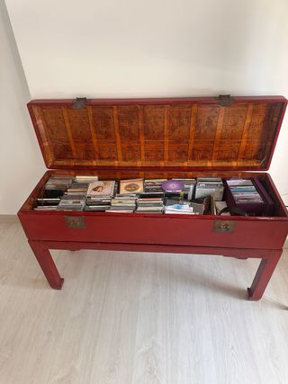 Consola de estilo oriental