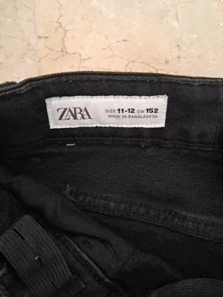 Pantalón Zara Tachuelas Negro Talla XX