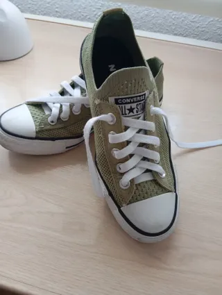 Zapatillas Converse Verdes y Blancas