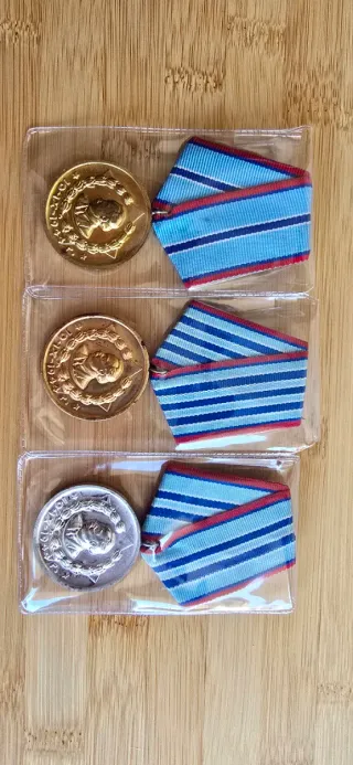 Medallas URSS y Bulgaria