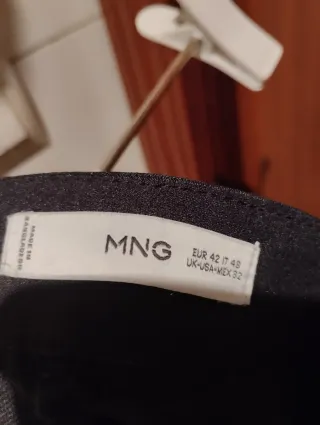 Pantalones Mango Grises