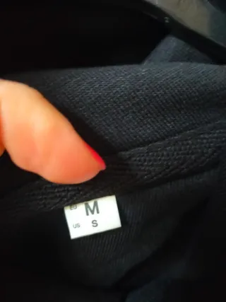 Felpa Muschio Selvaggio nera con logo