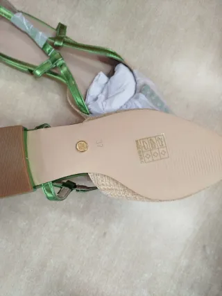 Mocasines Beige y Verde Mujer