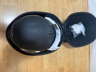 Casco Oakley Aro 7 con funda