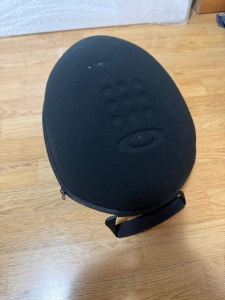 Casco Oakley Aro 7 con funda