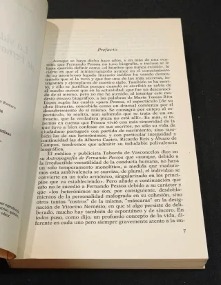 Libro La vida plural de Fernando Pessoa