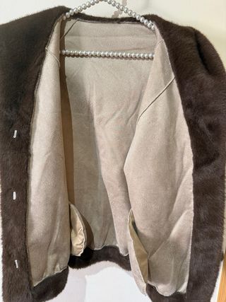 Chaquetón imitación visón con capucha