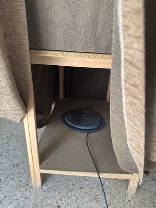 Mesa de salón con tapa de cristal