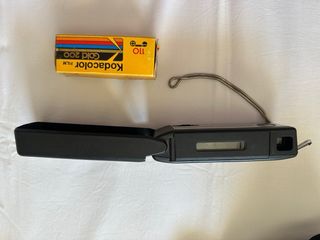 Lote 2 Cámaras Kodak: Ektra 12 y Advantix 2000