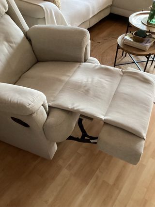 Sillón relax manual beige en buen estado